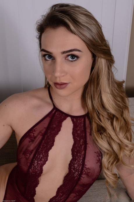 Zoey Taylor hot galleries